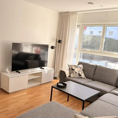 Διαμέρισμα And Spacious In Μπέργκεν