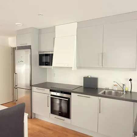 And Spacious In Διαμέρισμα Μπέργκεν