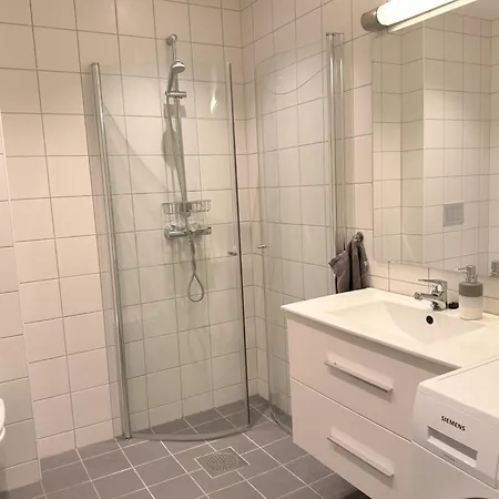 And Spacious In Μπέργκεν